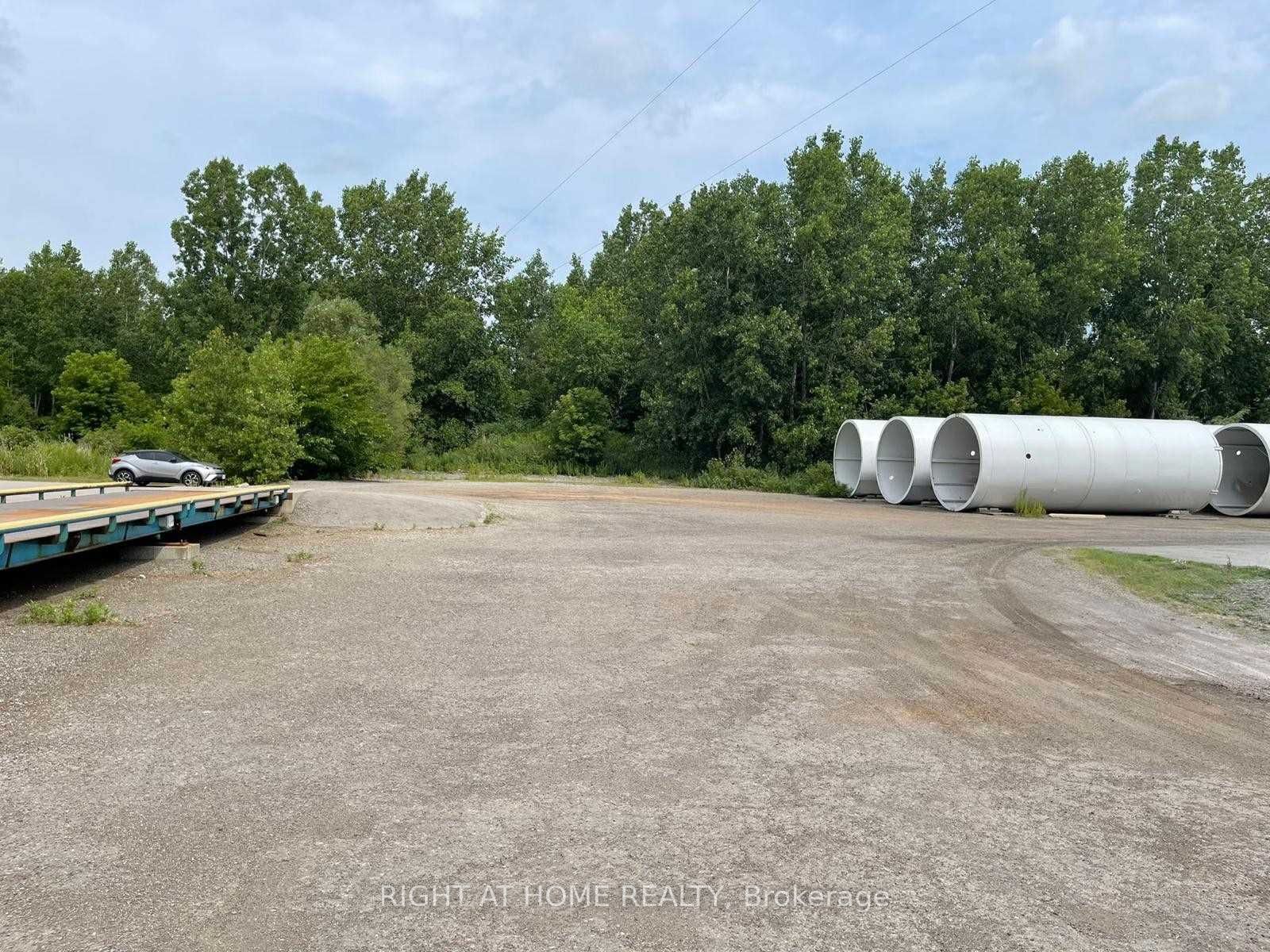 370 Elgin Street Property Photo 4