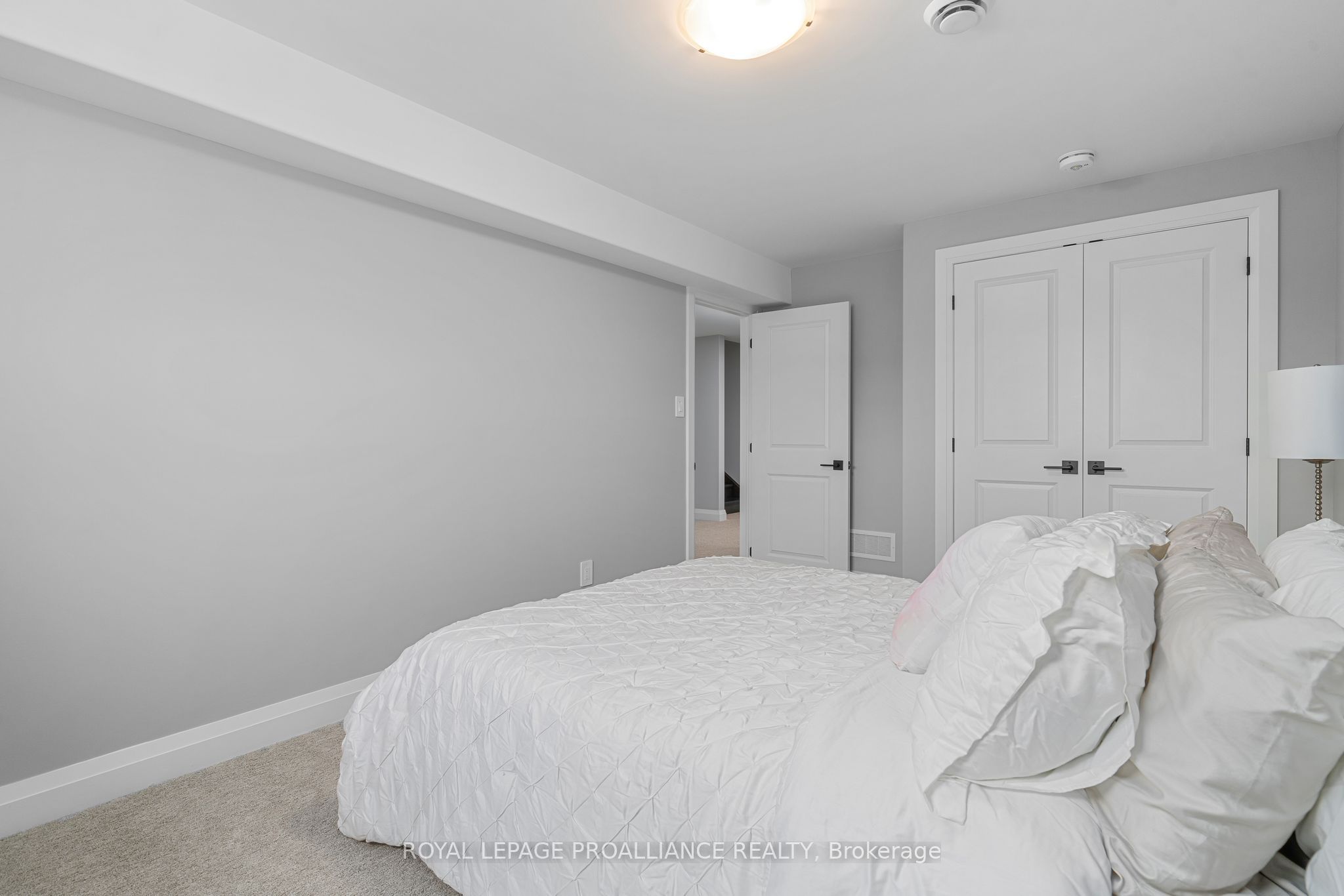 30 Mackenzie John Crescent Property Photo 32