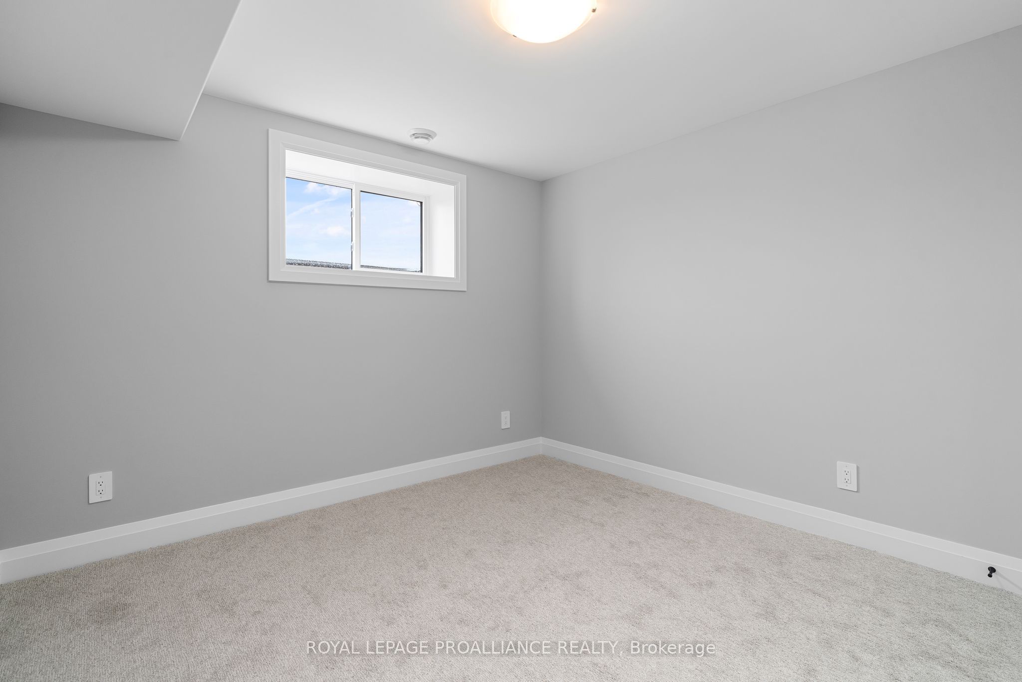 30 Mackenzie John Crescent Property Photo 35