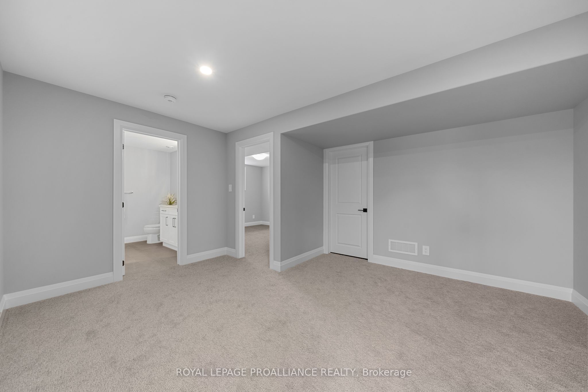 30 Mackenzie John Crescent Property Photo 37