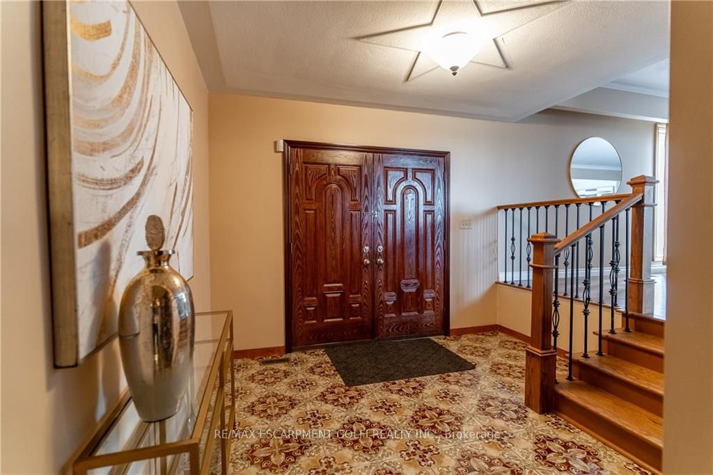 73 Owen Pl Property Photo 3