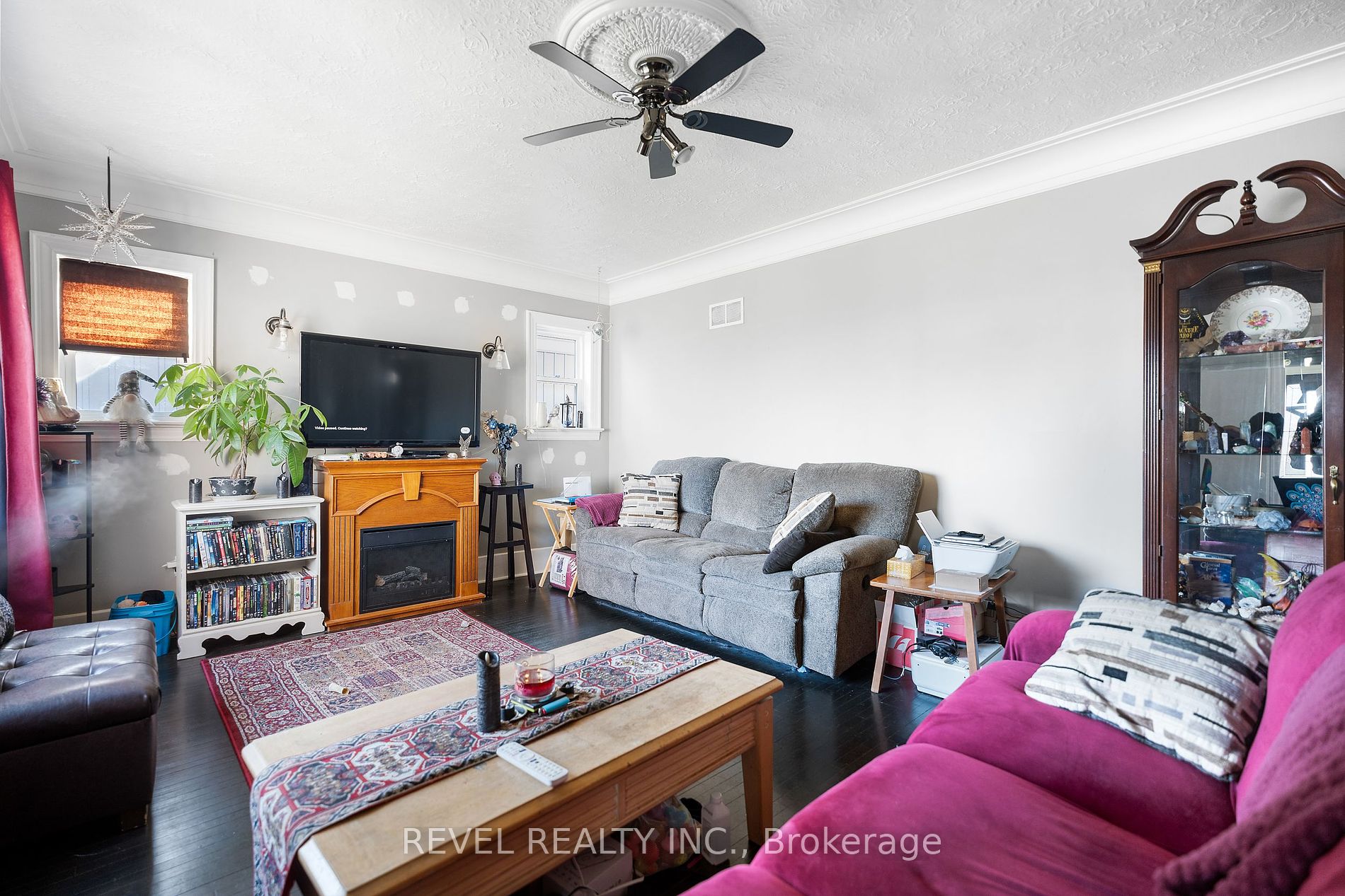 245 Mcalpine Ave S Property Photo 6