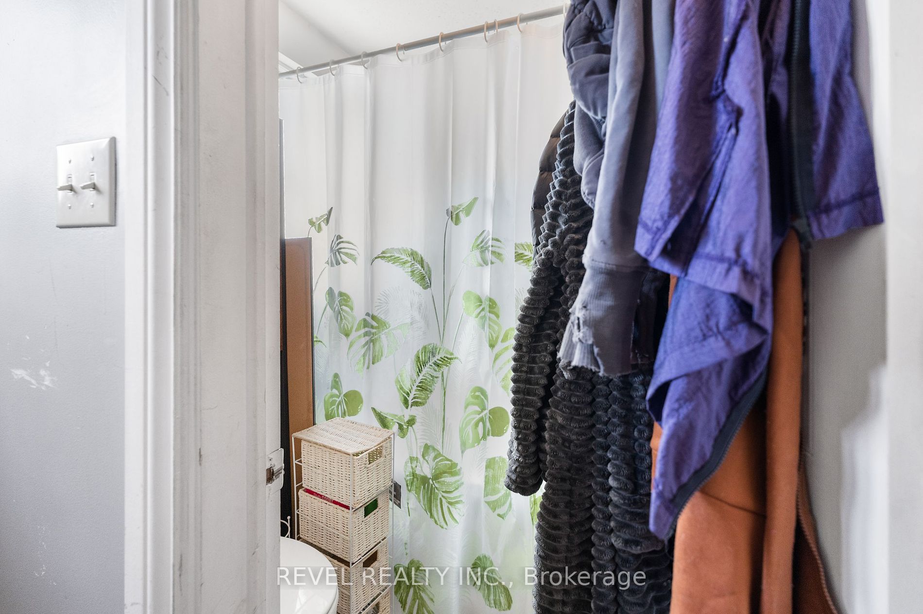 245 Mcalpine Ave S Property Photo 12