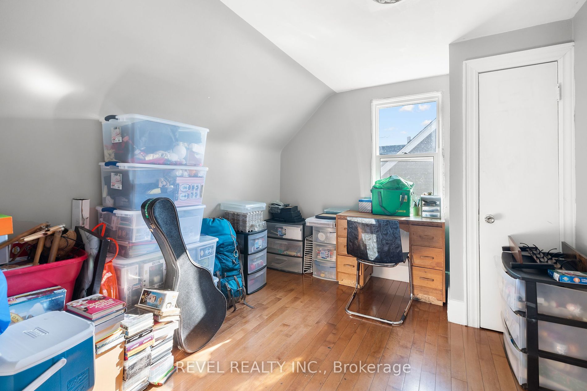 245 Mcalpine Ave S Property Photo 19