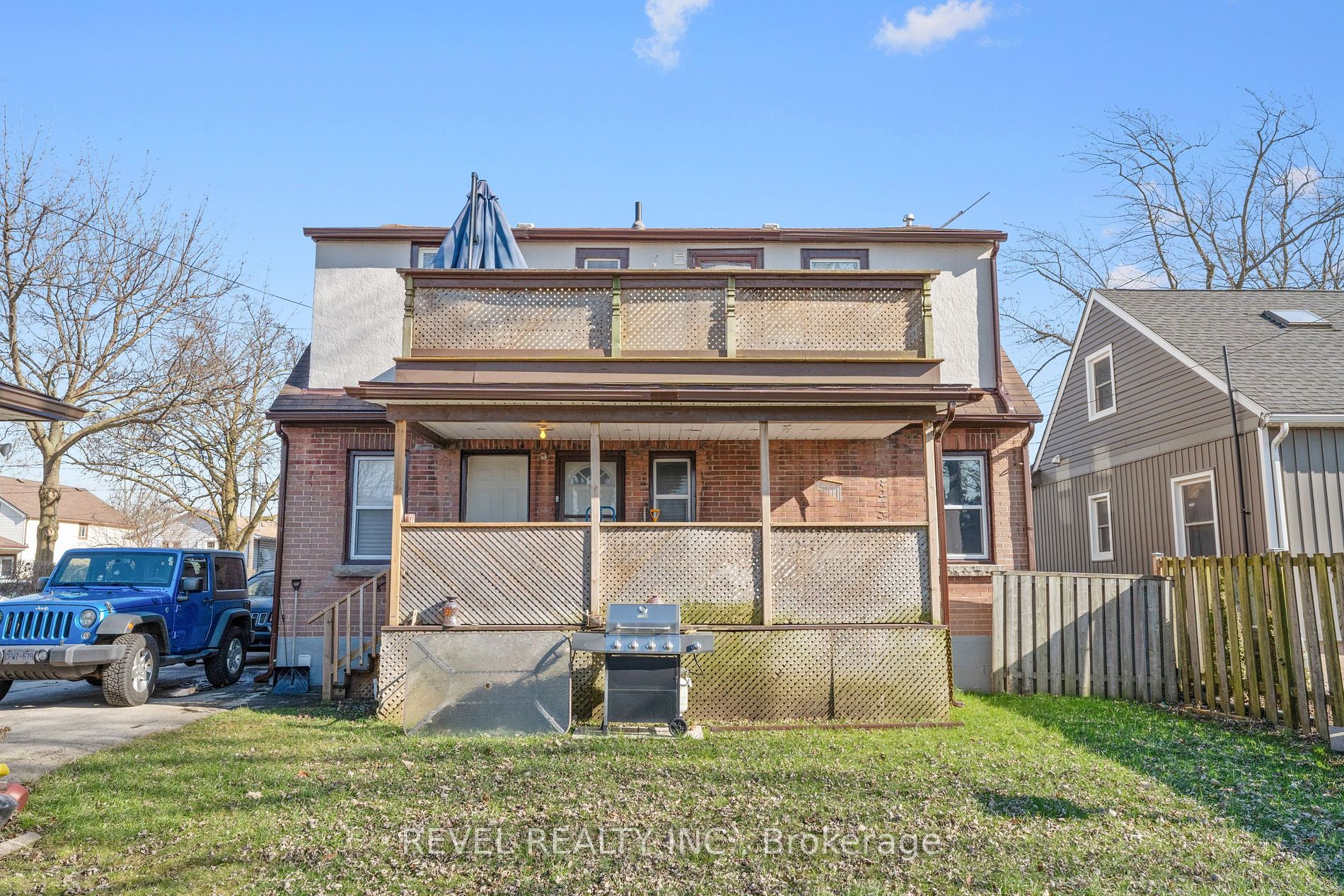 245 Mcalpine Ave S Property Photo 22