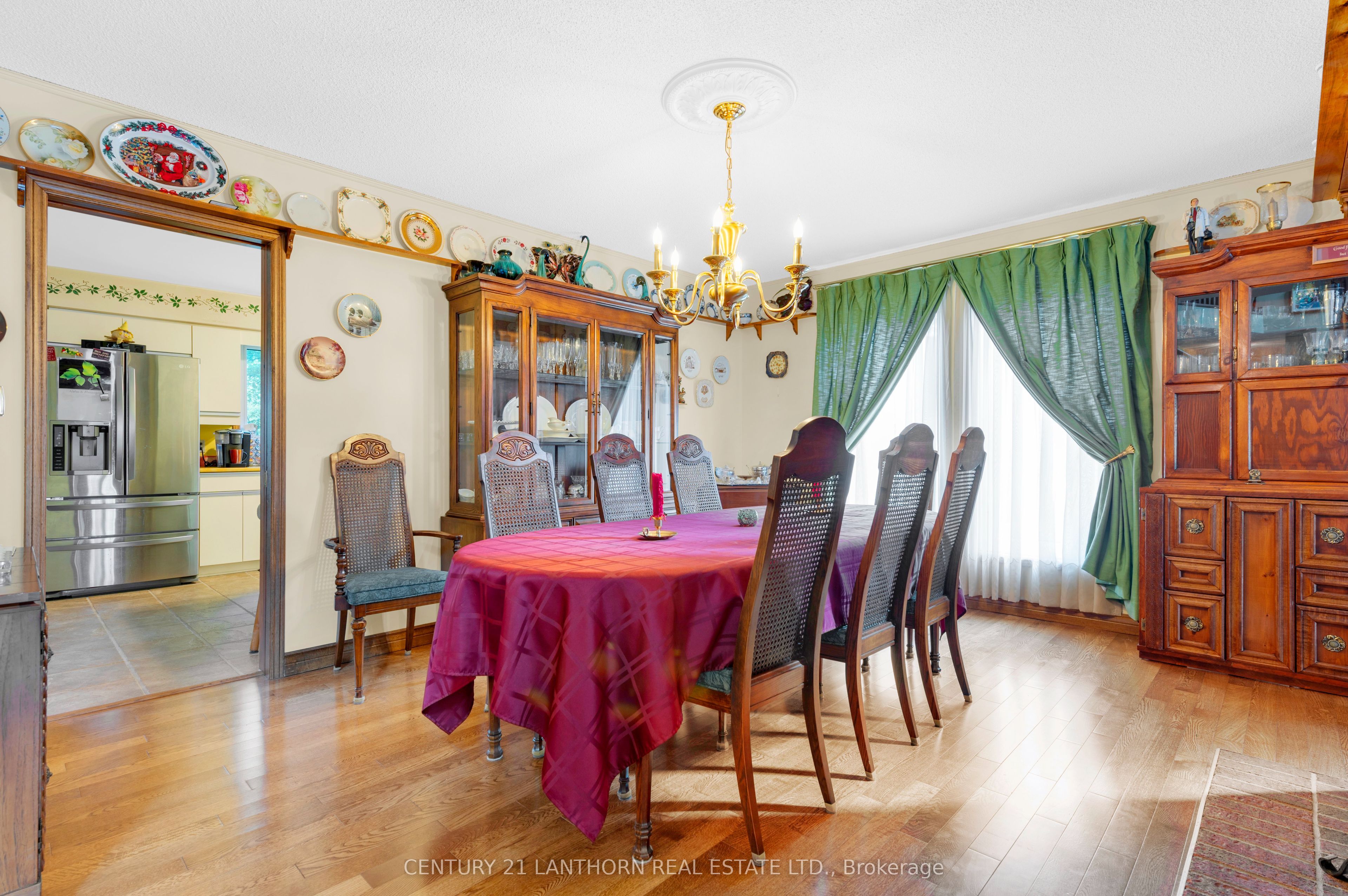 290 St Lawrence Street Property Photo 12
