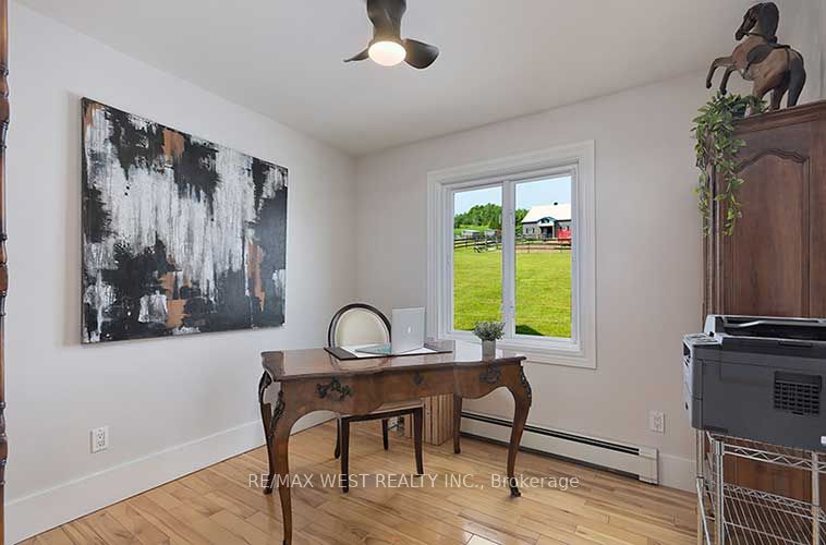 436527 Fourth Line E Property Photo 16