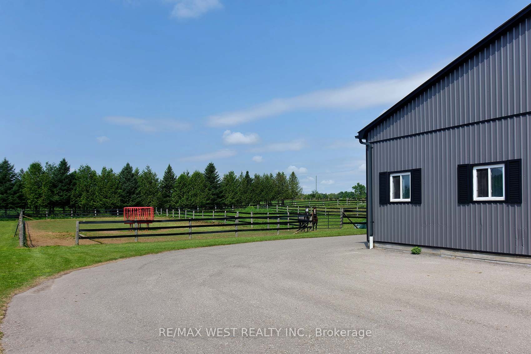 436527 Fourth Line E Property Photo 19