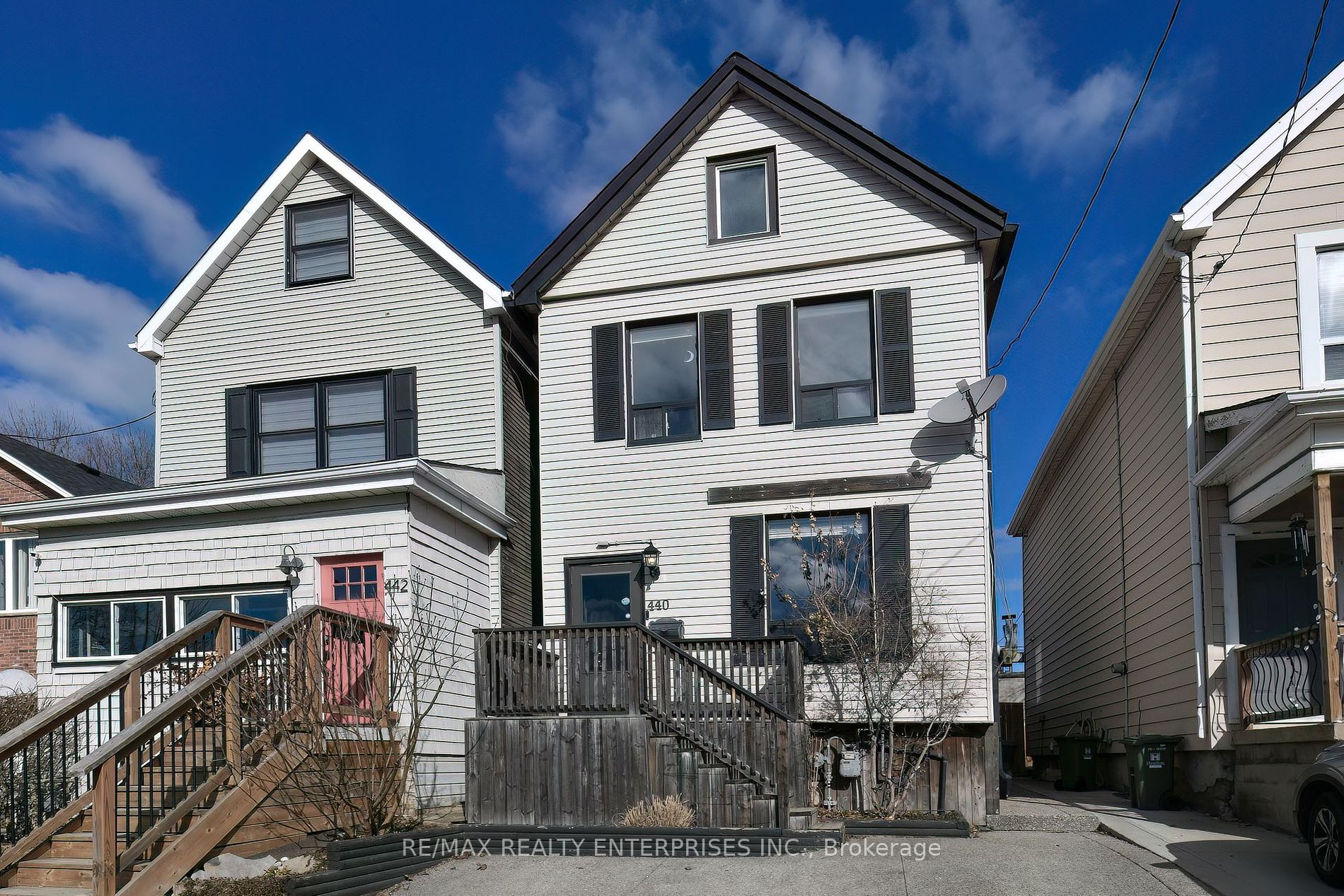 440 Jackson St W Property Photo
