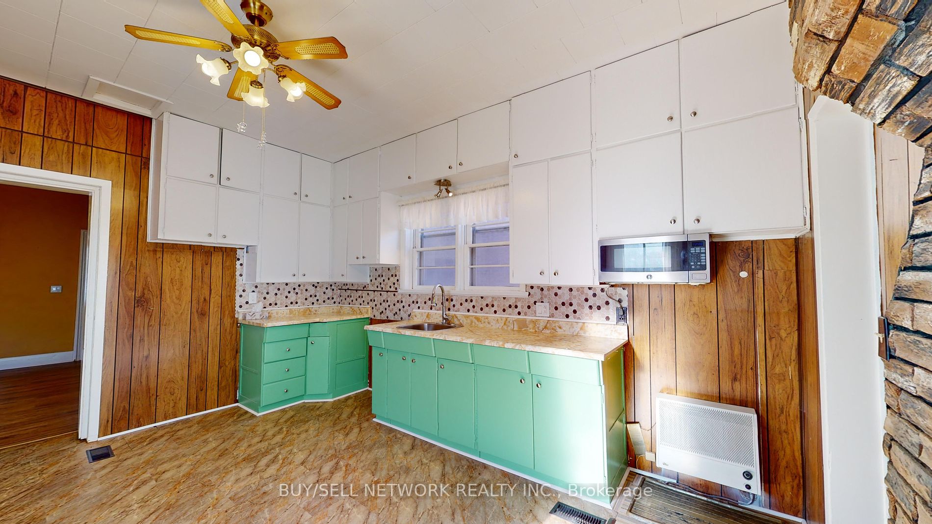 112 Stewart St Property Photo 11