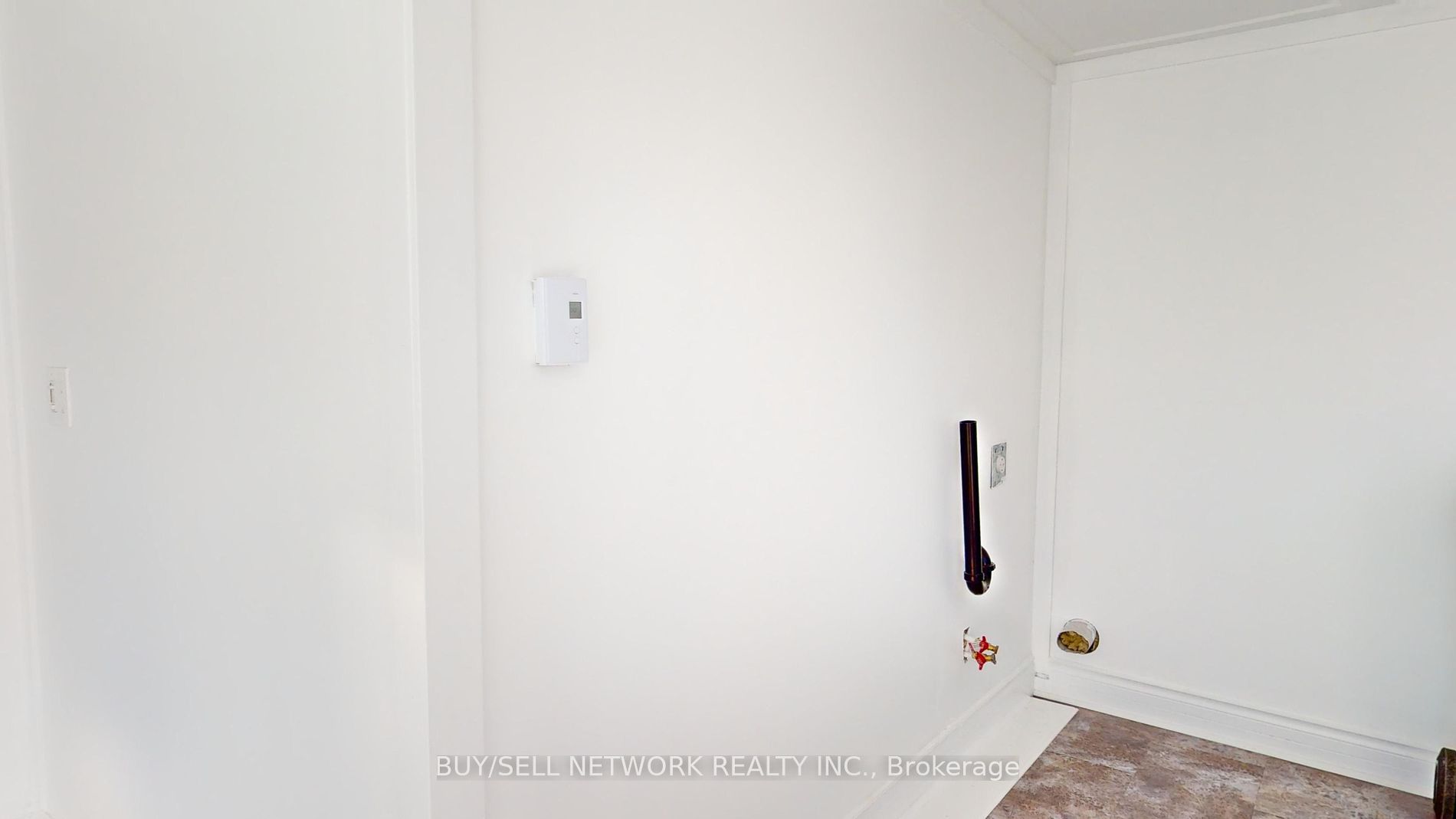112 Stewart St Property Photo 15