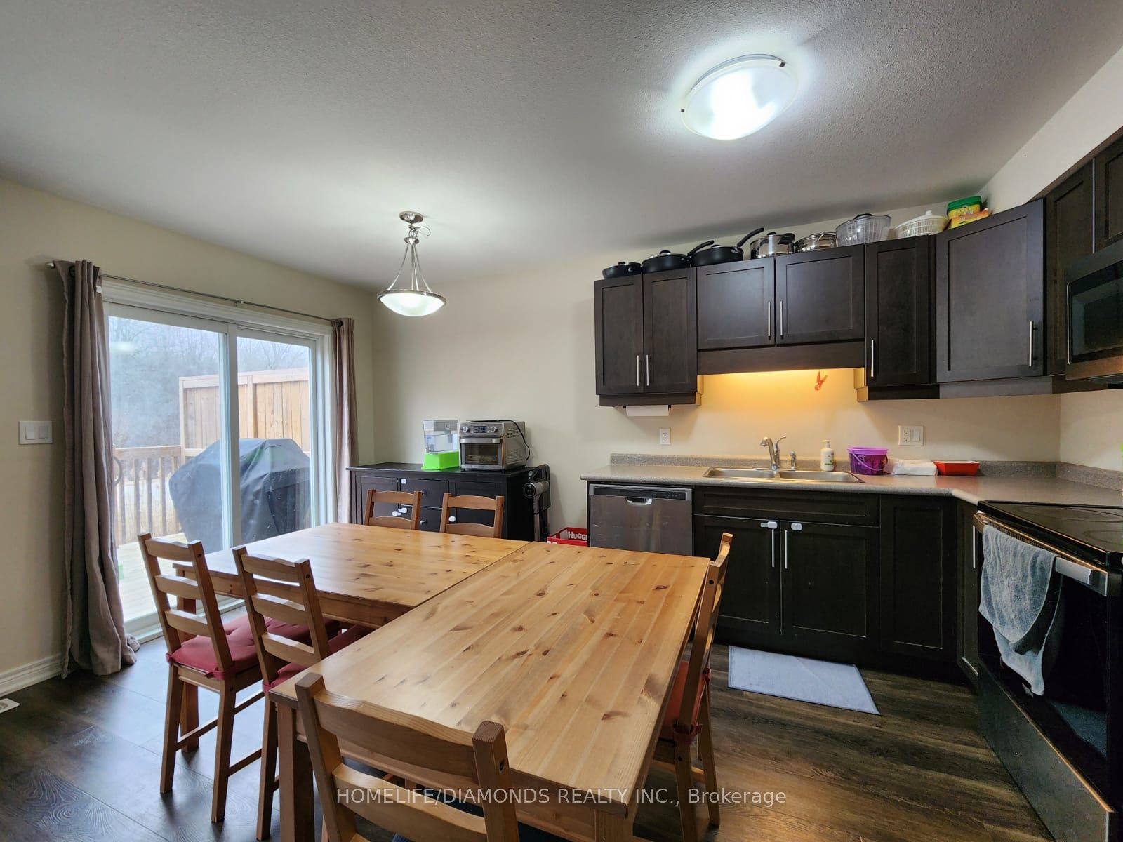 38 Damude Ave Property Photo 3