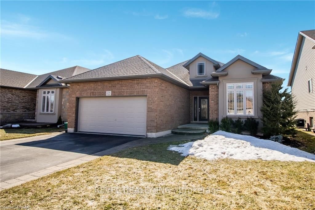 12 Cooper Crt Property Photo 1