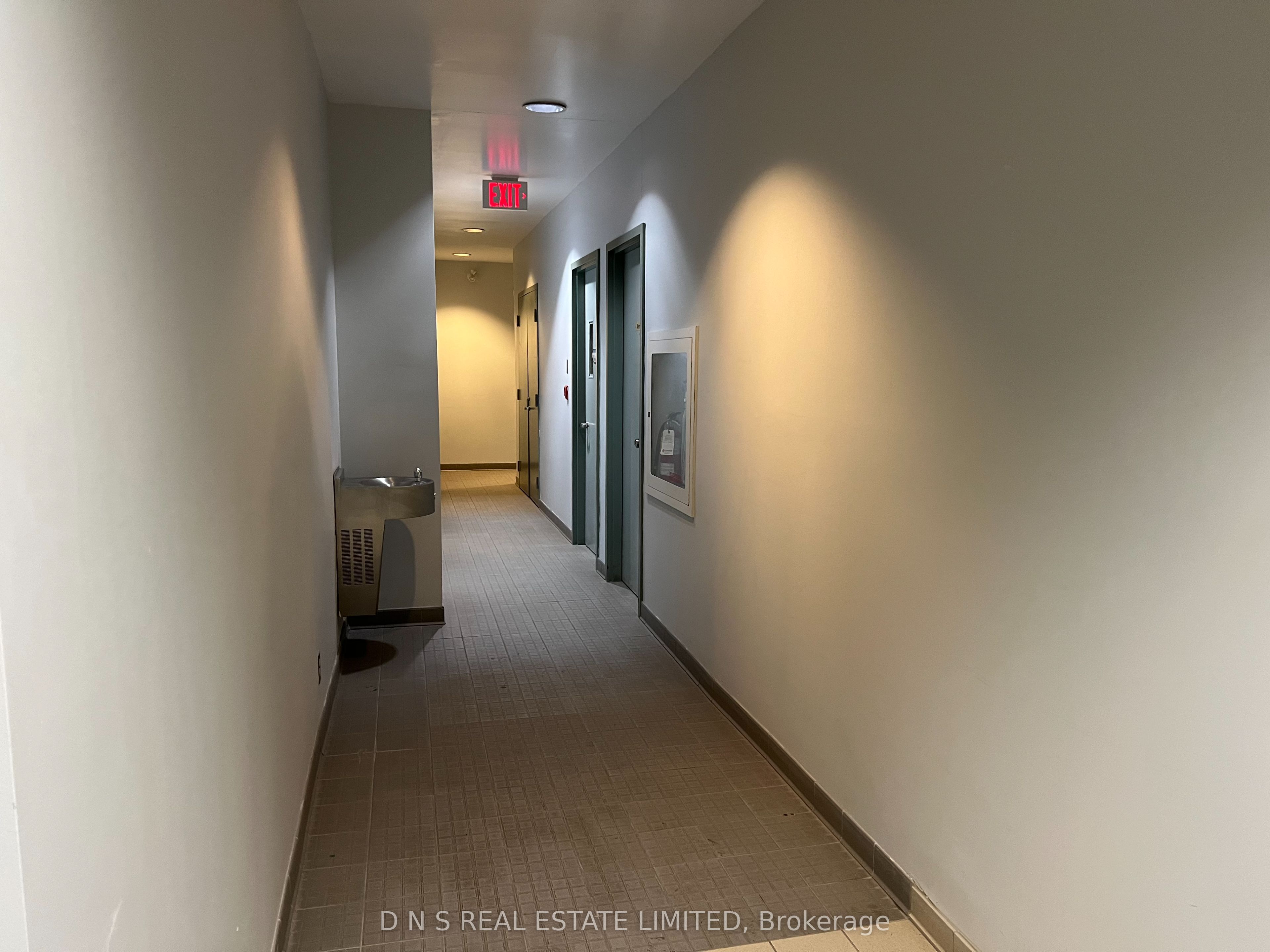 #502 - 185 King Street Property Photo 5