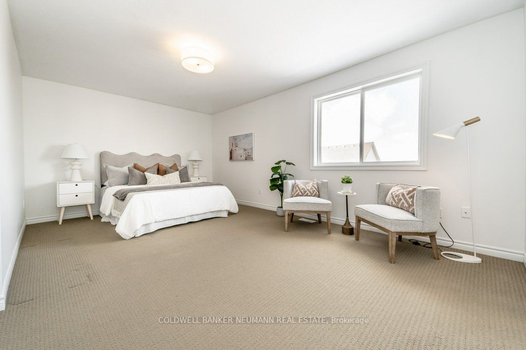 12 Carere Cres Property Photo 21