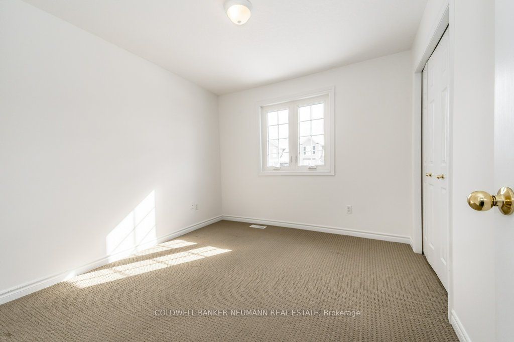 12 Carere Cres Property Photo 24