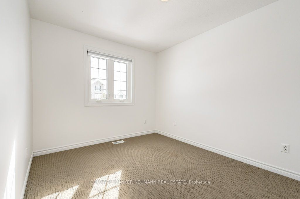 12 Carere Cres Property Photo 25