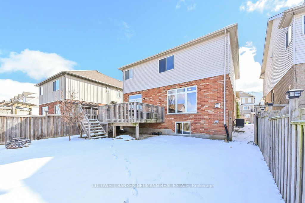 12 Carere Cres Property Photo 35