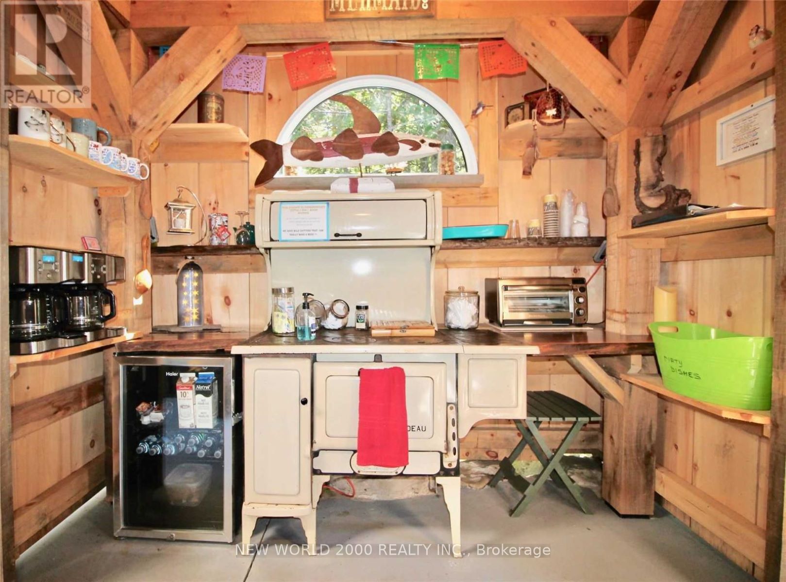 7398 Highway 6 Property Photo 16