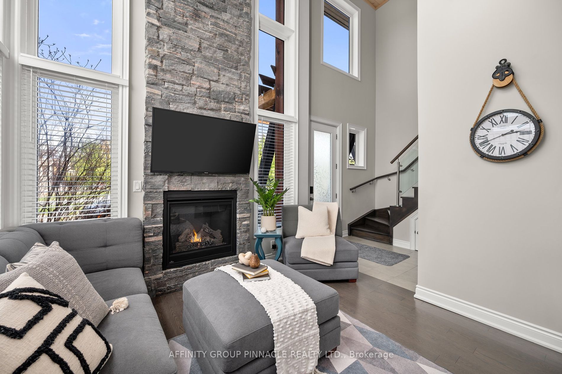 44 Carrick Tr Property Photo 6