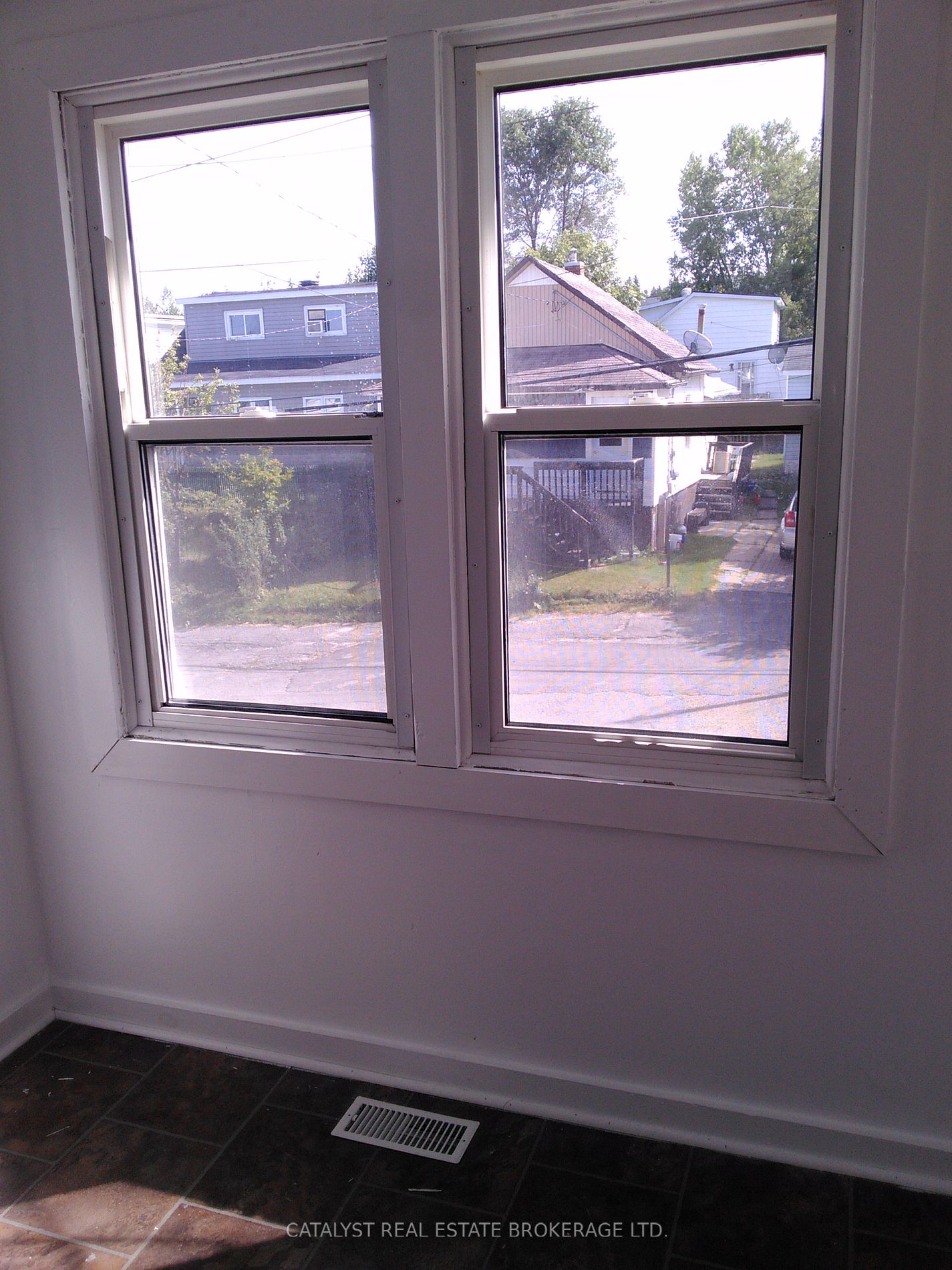 97 Fourth Ave Property Photo 6