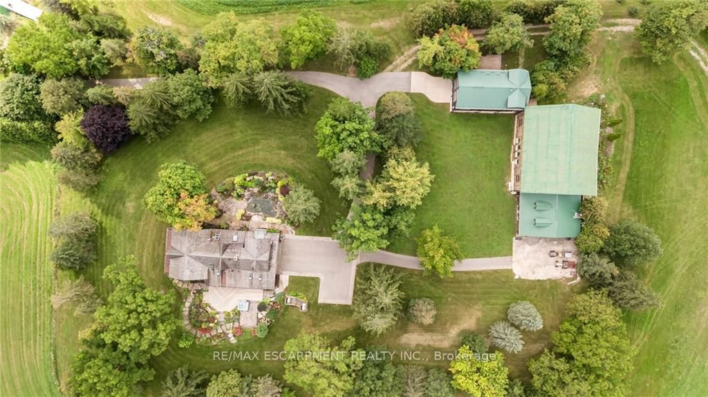 1399 Safari Road Property Photo 39