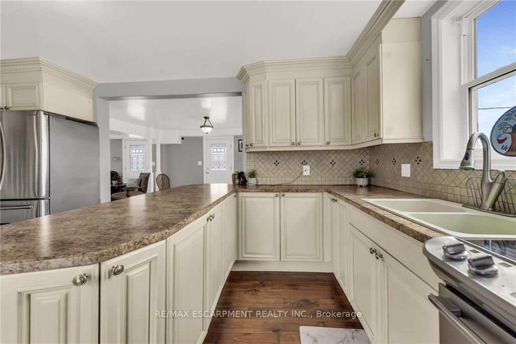 898 Port Maitland Road Property Photo 9