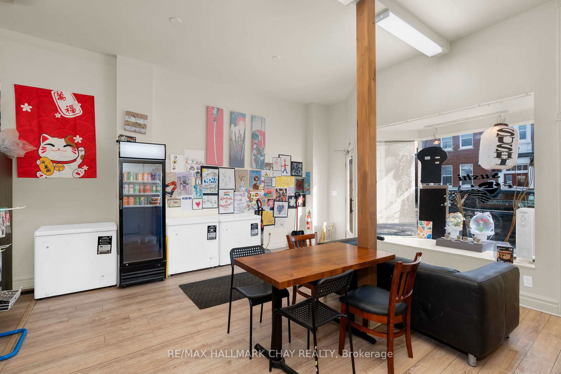 16 Trowbridge St W Property Photo 30