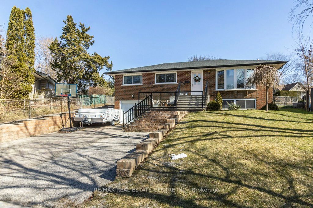 99 Sleeman Ave Property Photo