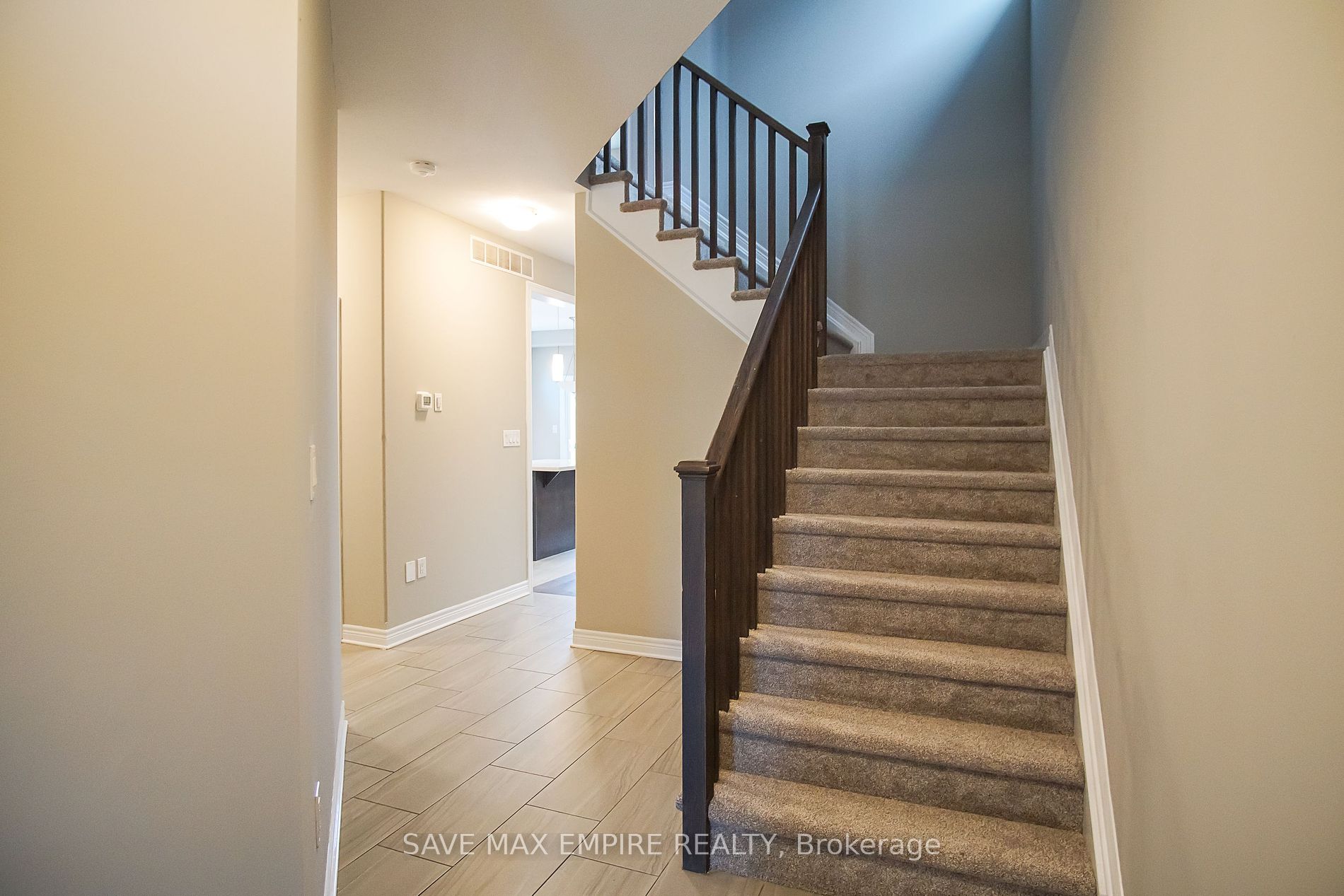 25 Cinnamon St Property Photo 4