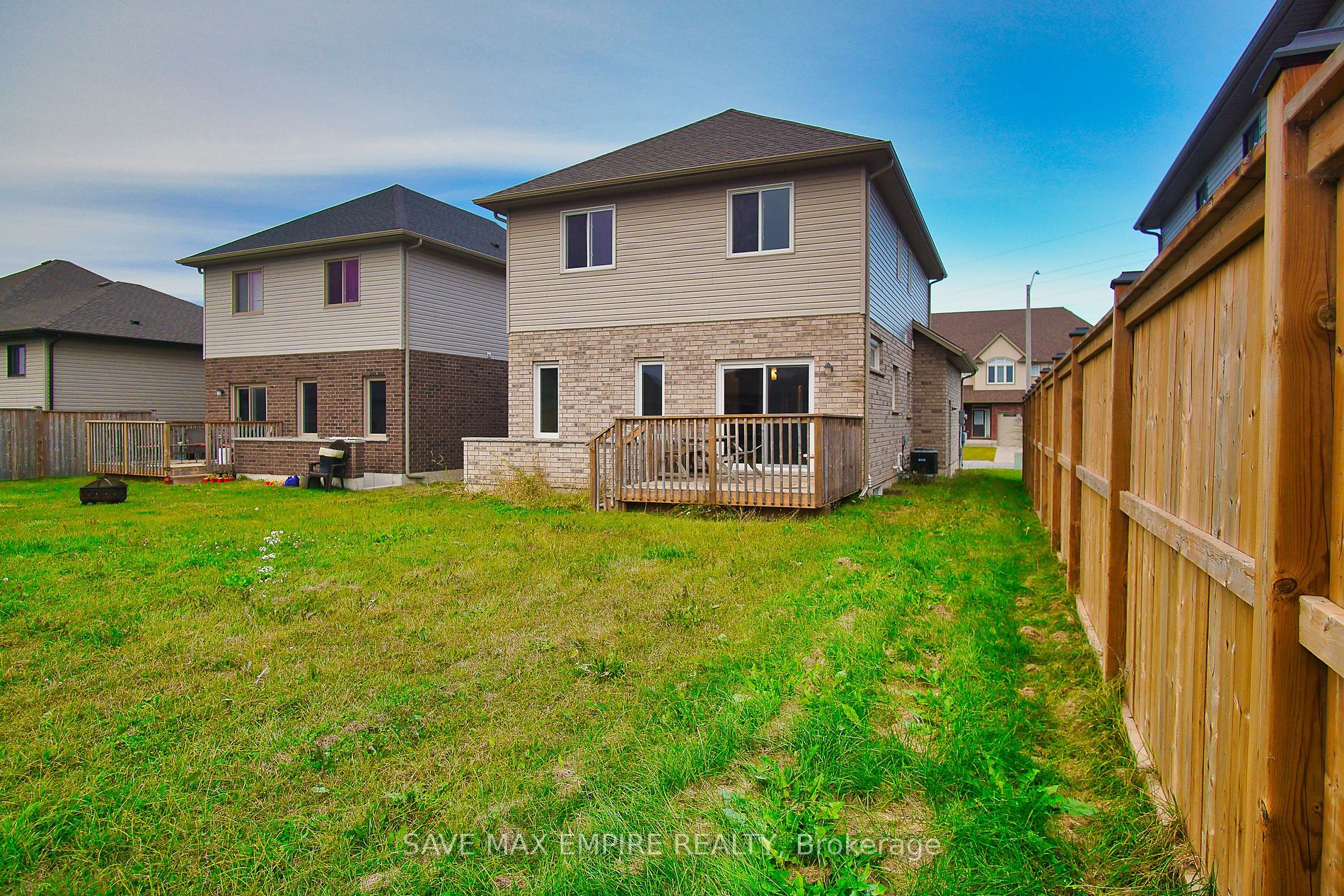 25 Cinnamon St Property Photo 29