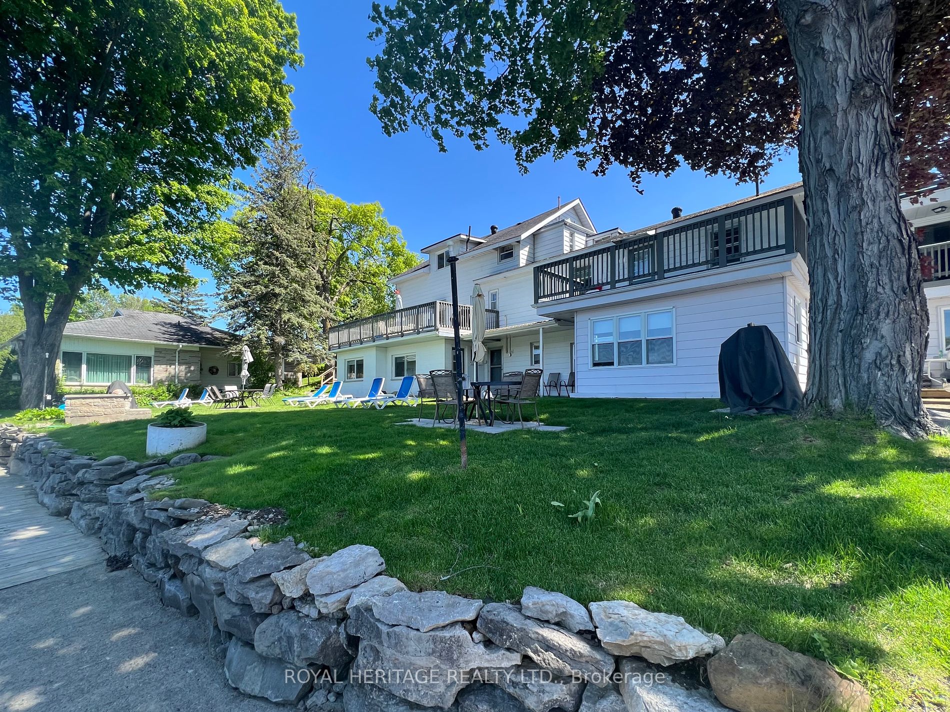 22 Bolton St Property Photo