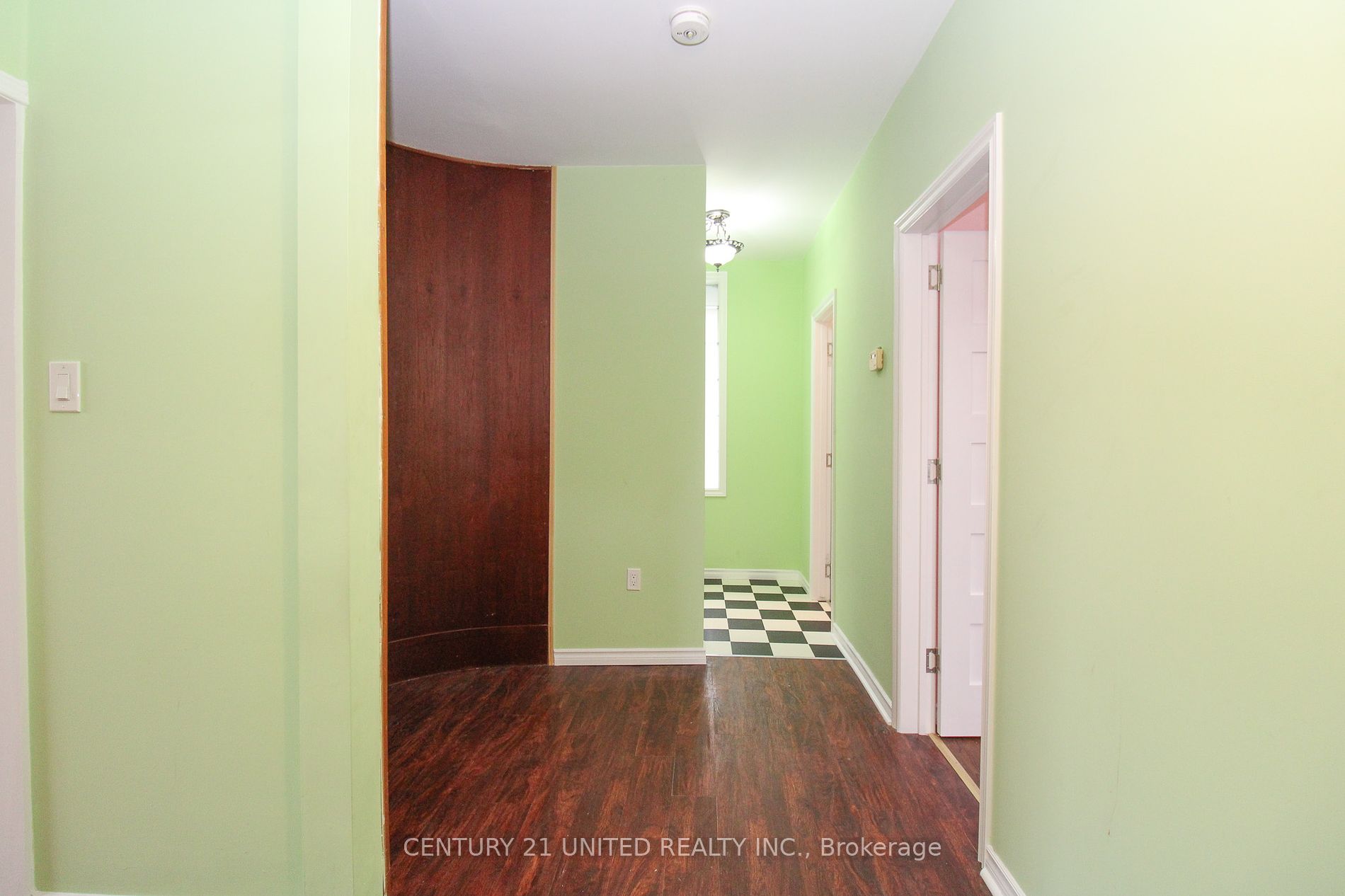 186 Westcott St Property Photo 8