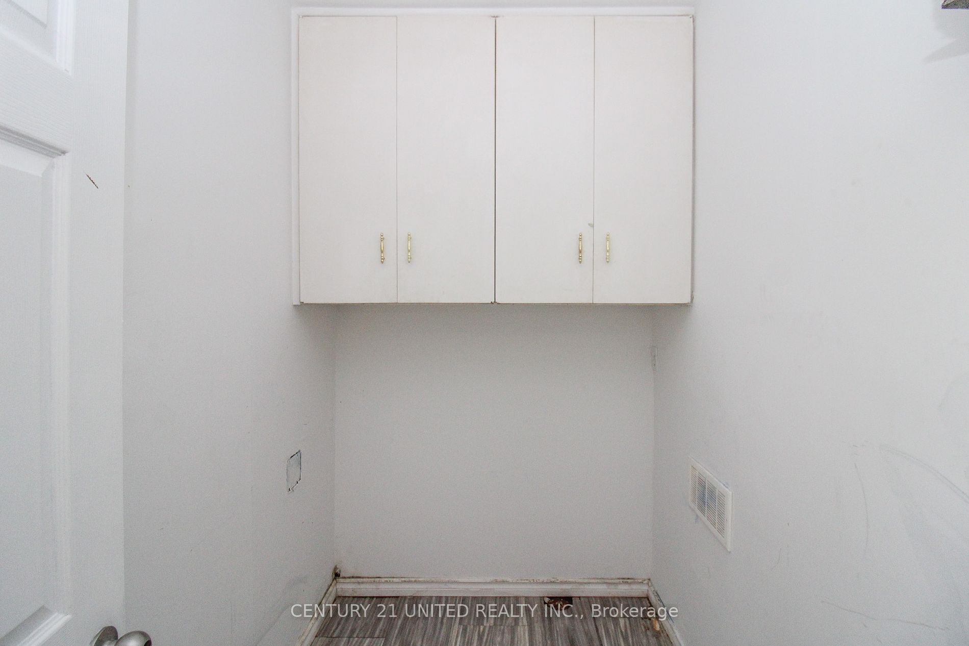 186 Westcott St Property Photo 18