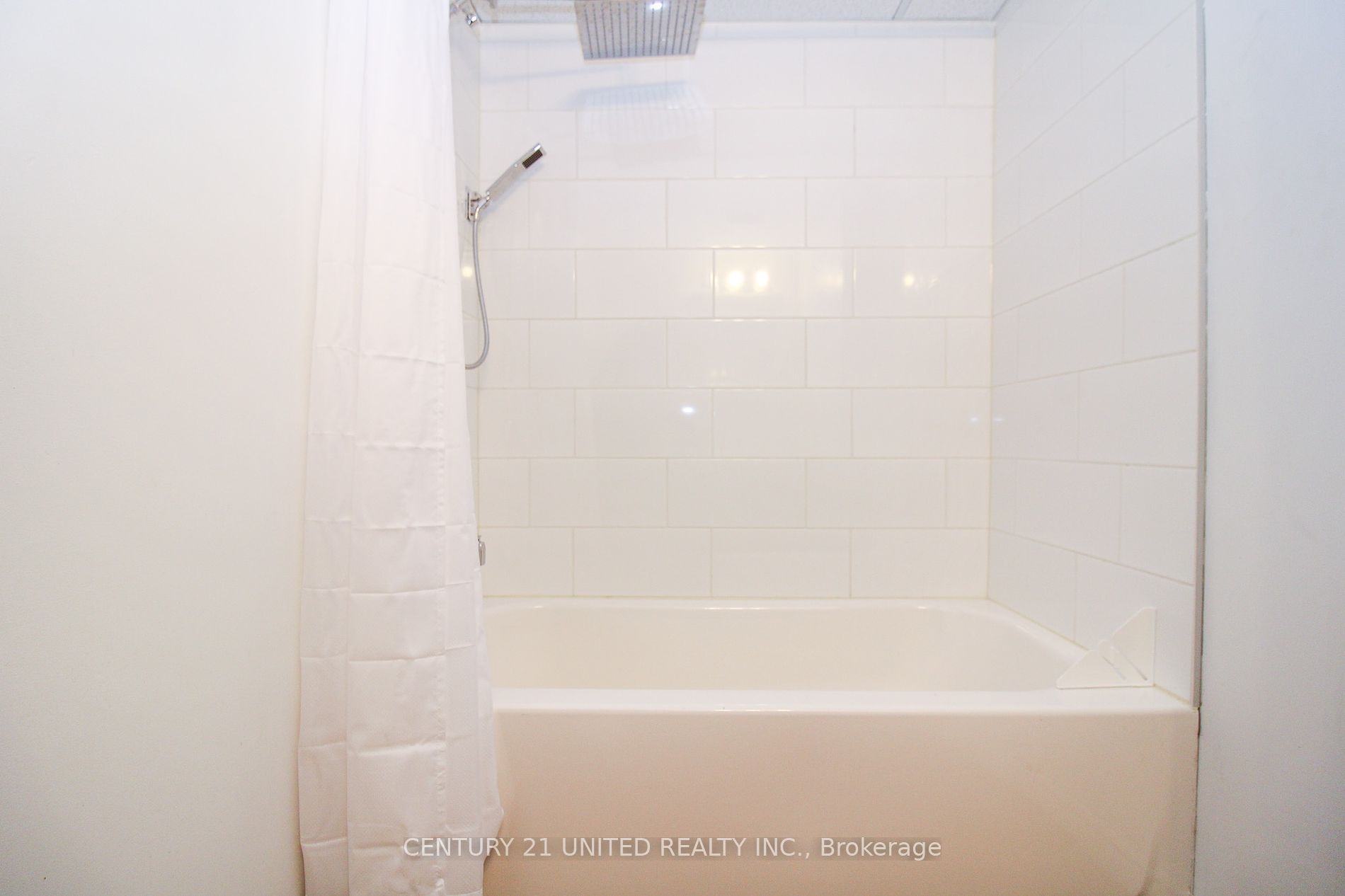 186 Westcott St Property Photo 27