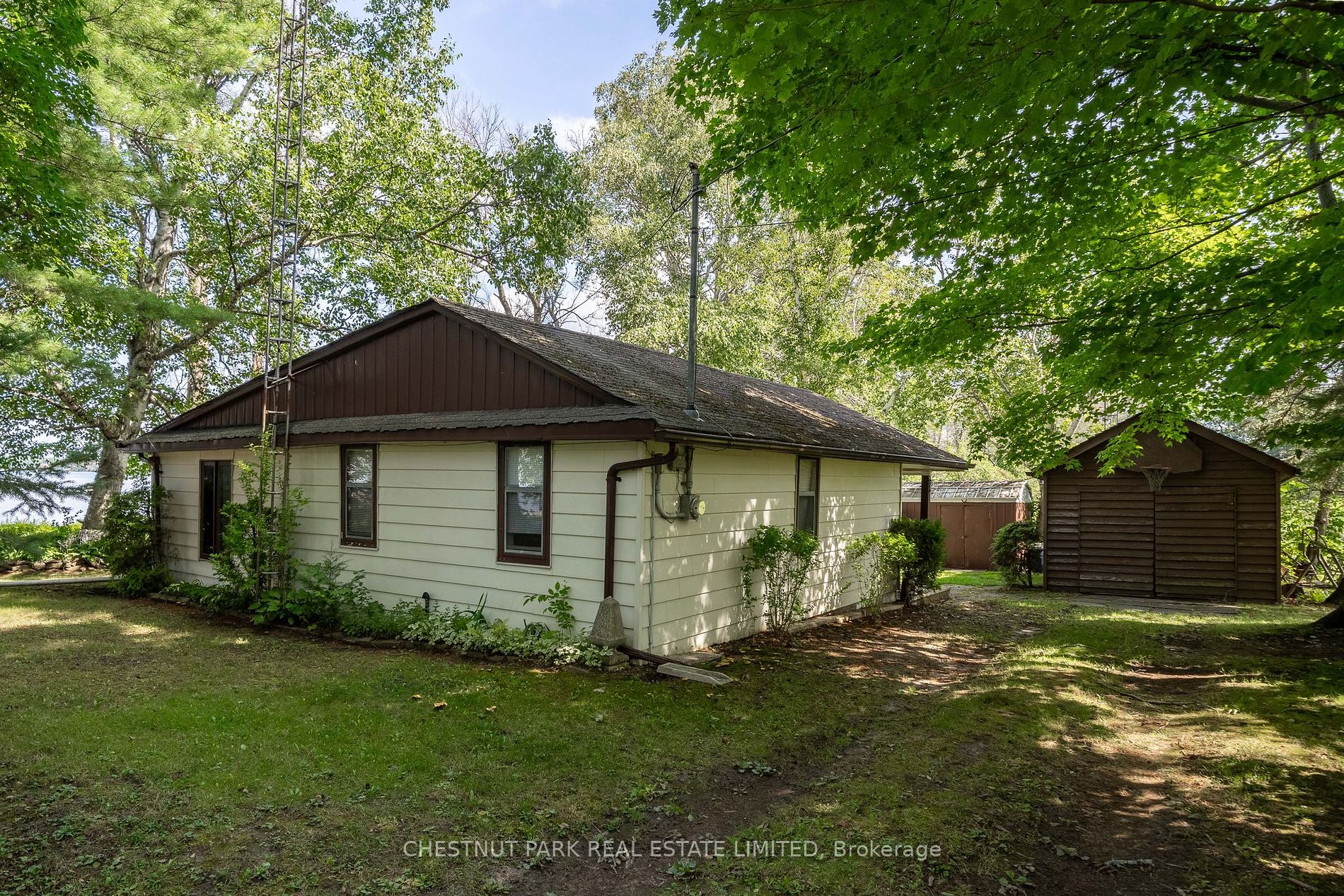 5 Bongards Lane Property Photo