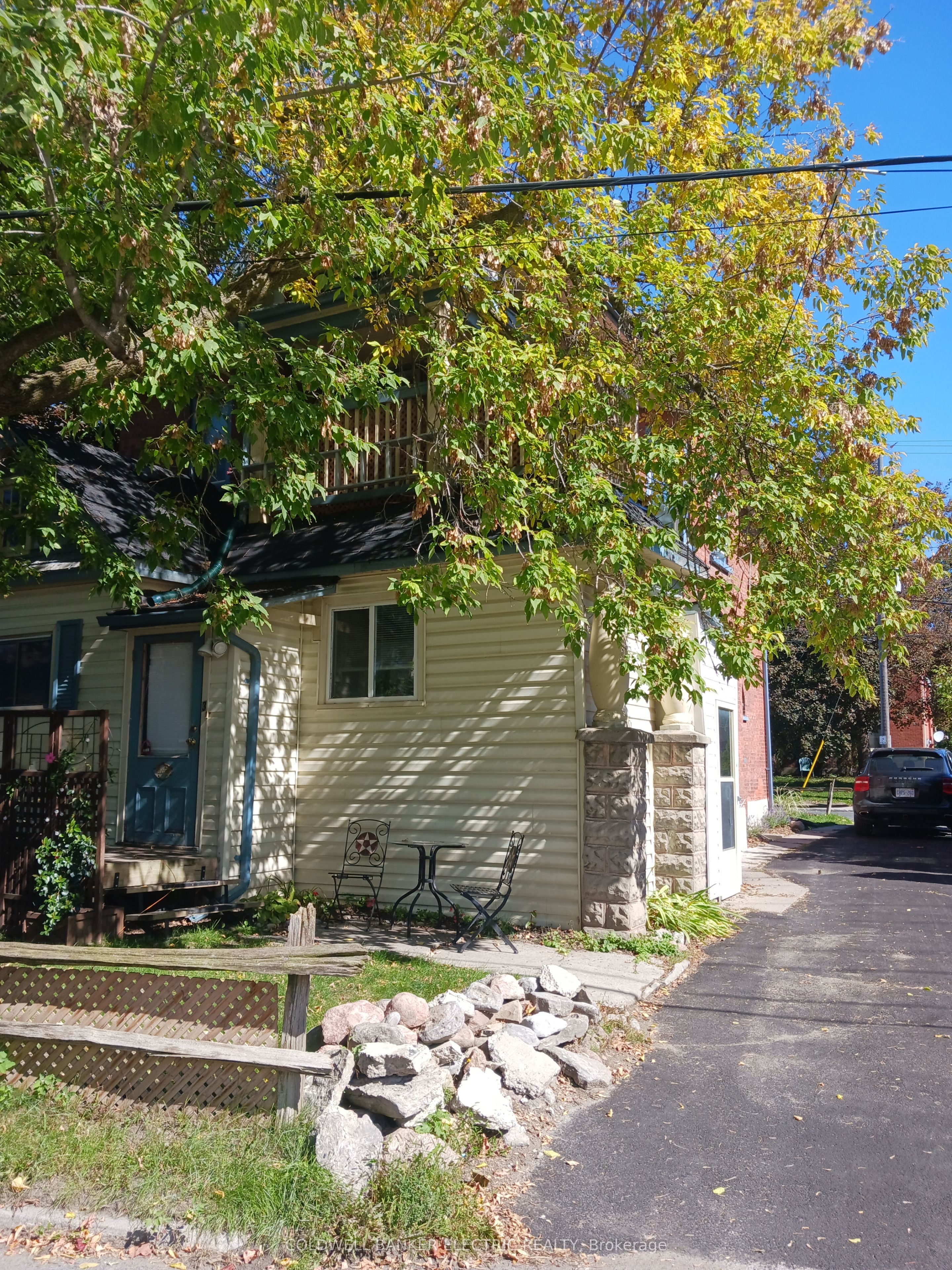 255 Reid Street Property Photo 11
