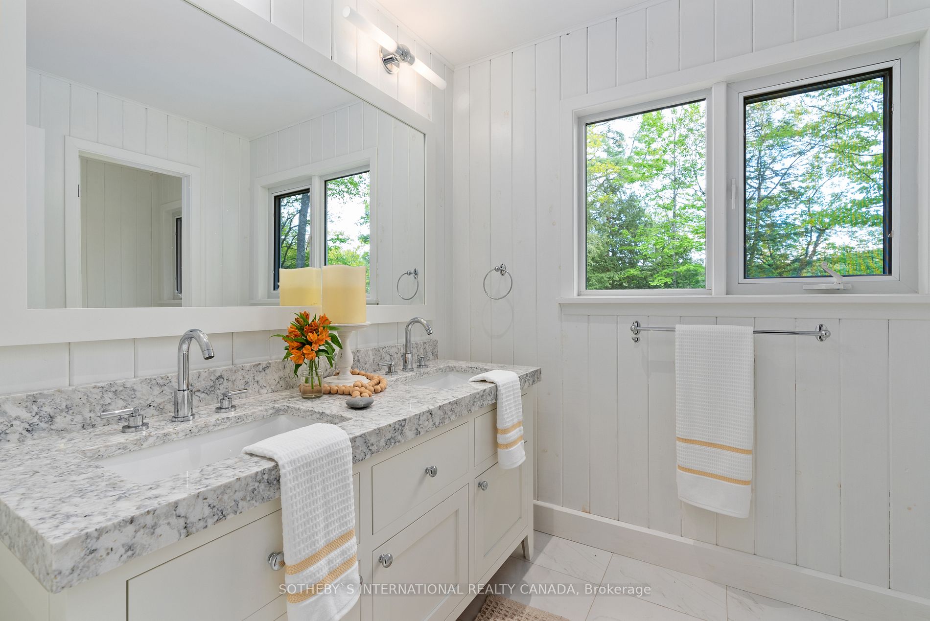 31 Moss Island Property Photo 10