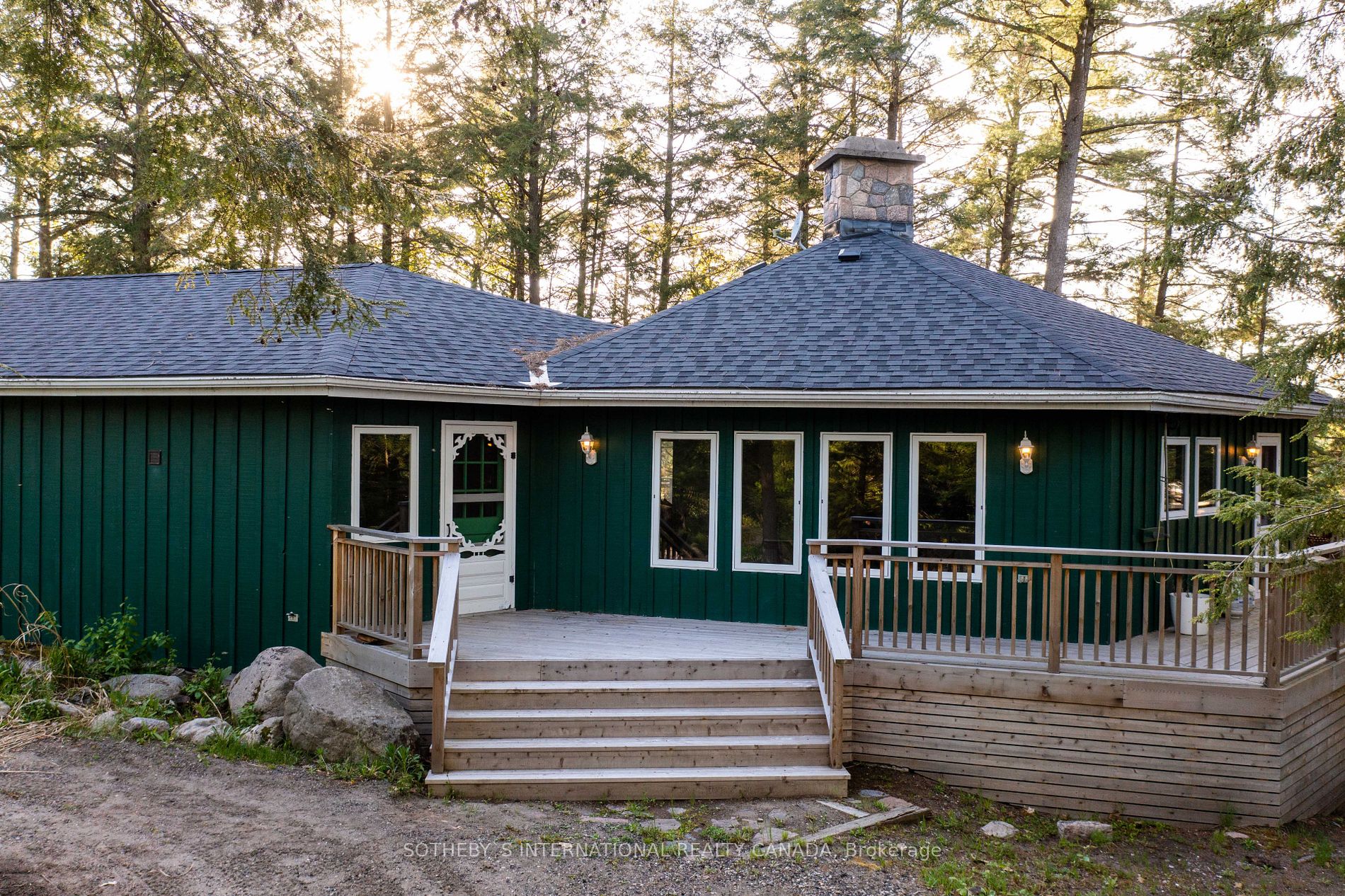 31 Moss Island Property Photo 12