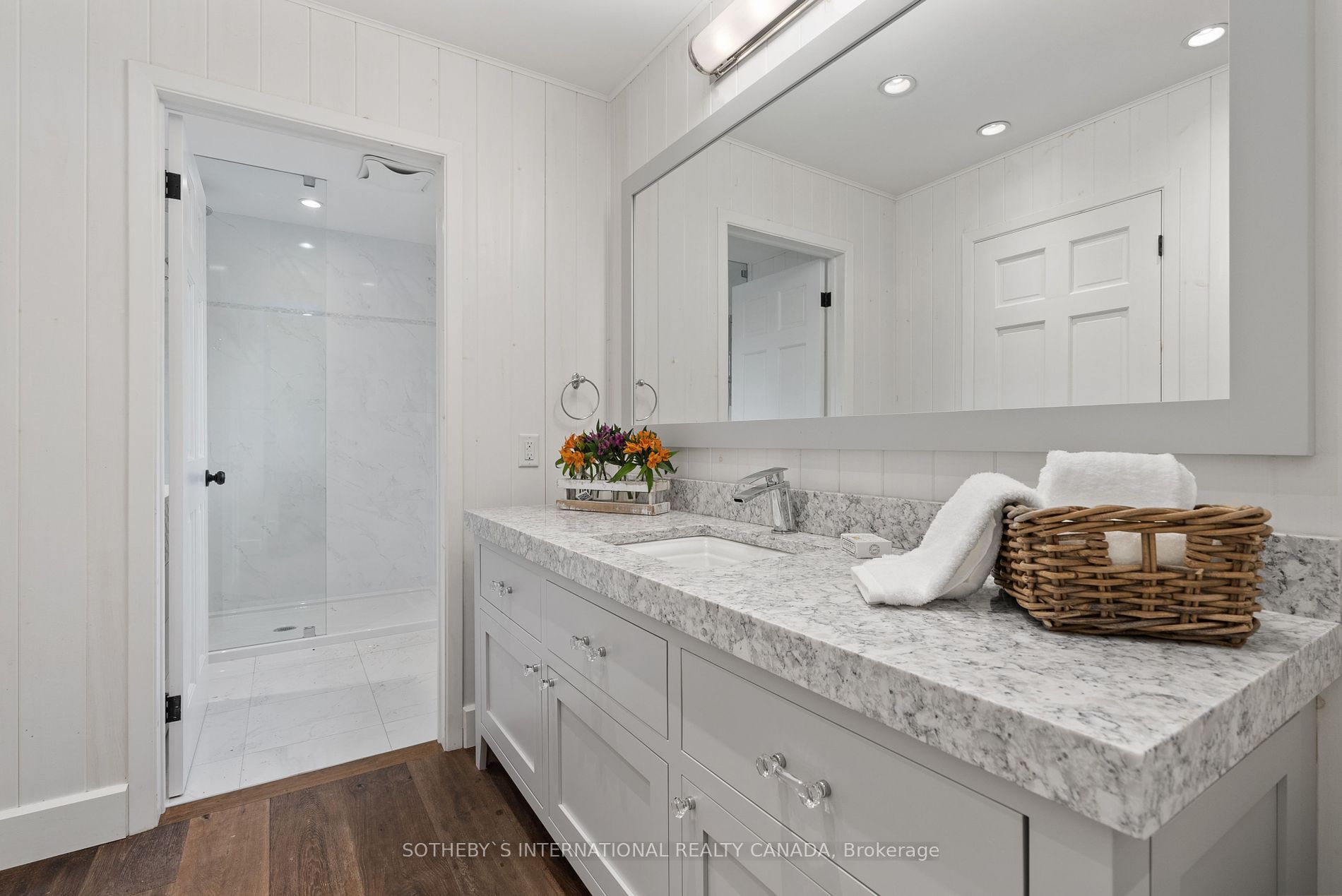 31 Moss Island Property Photo 21