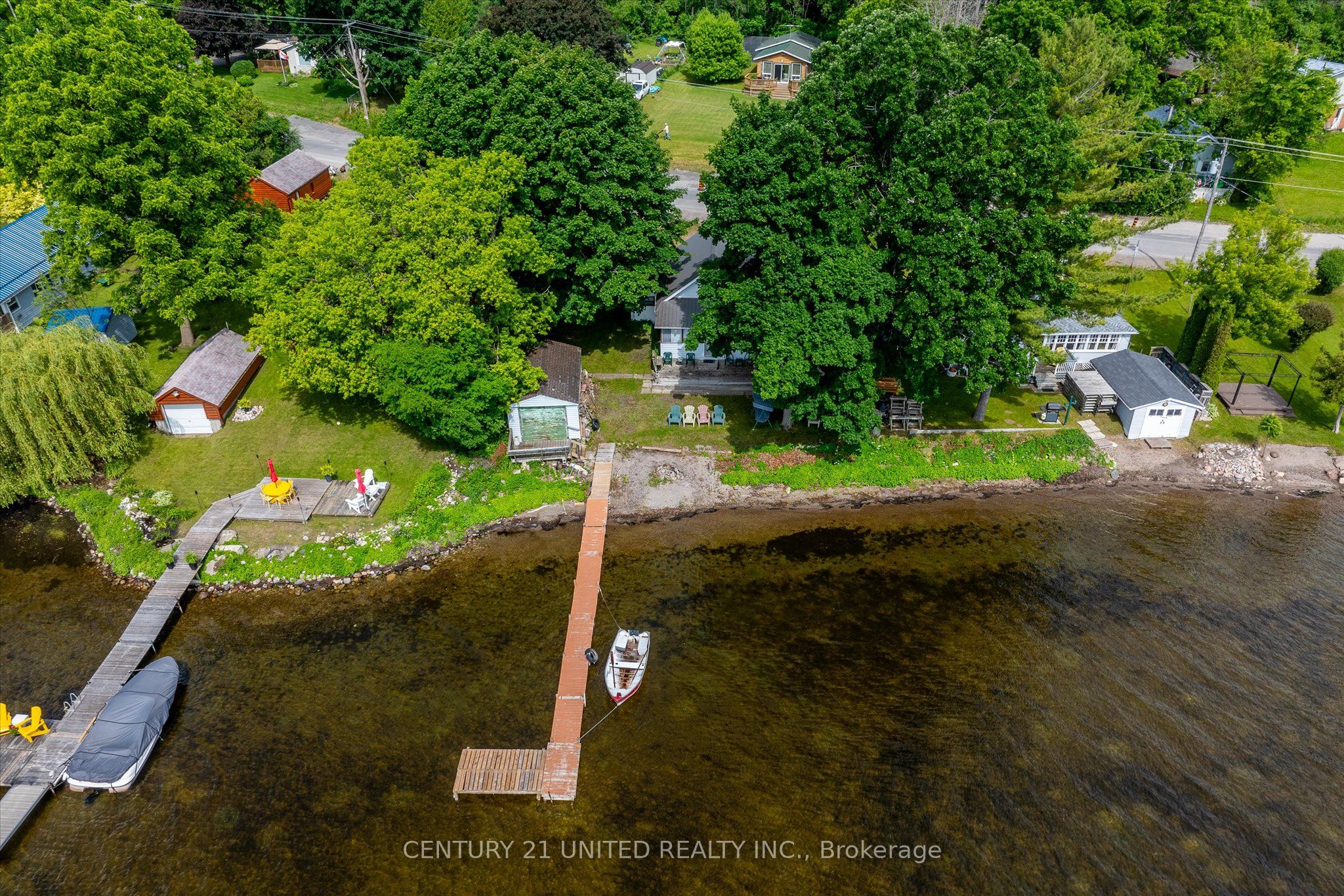 223 Paudash Street Property Photo 5