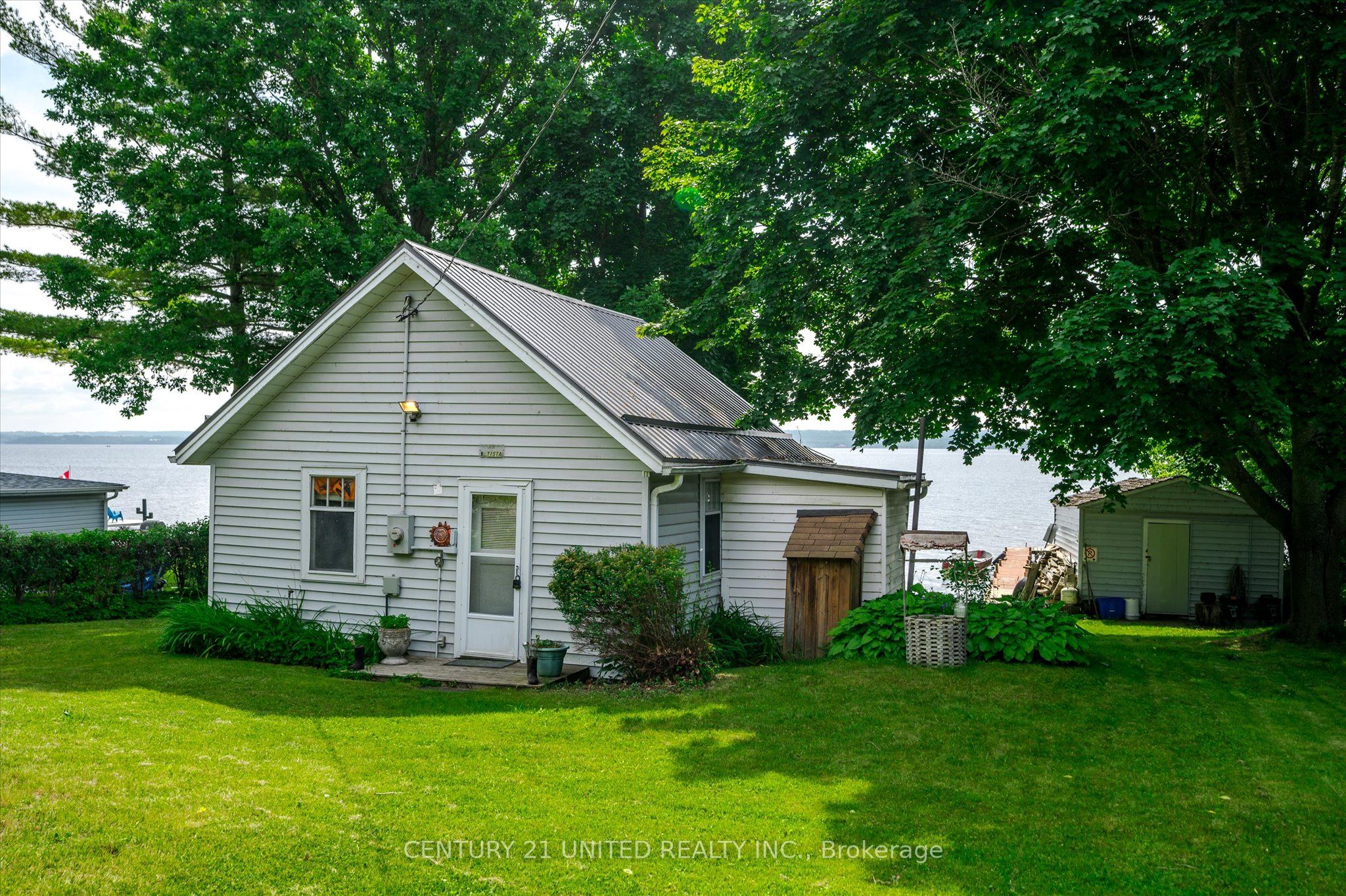 223 Paudash Street Property Photo 9