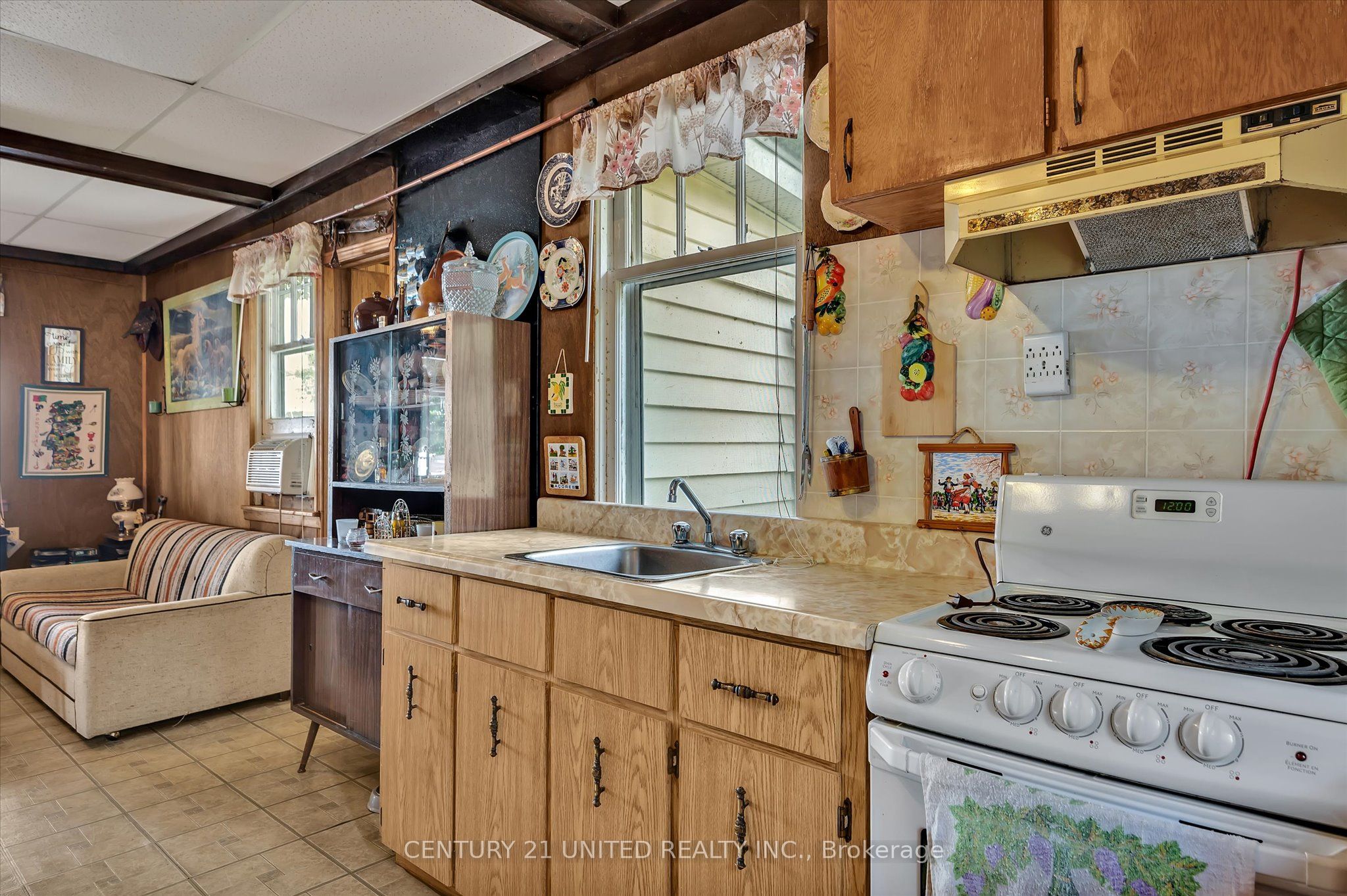 223 Paudash Street Property Photo 11