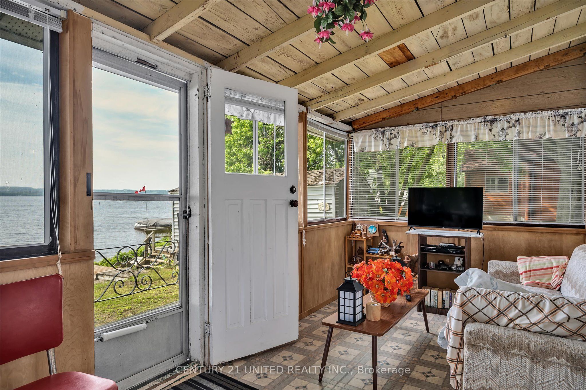 223 Paudash Street Property Photo 16