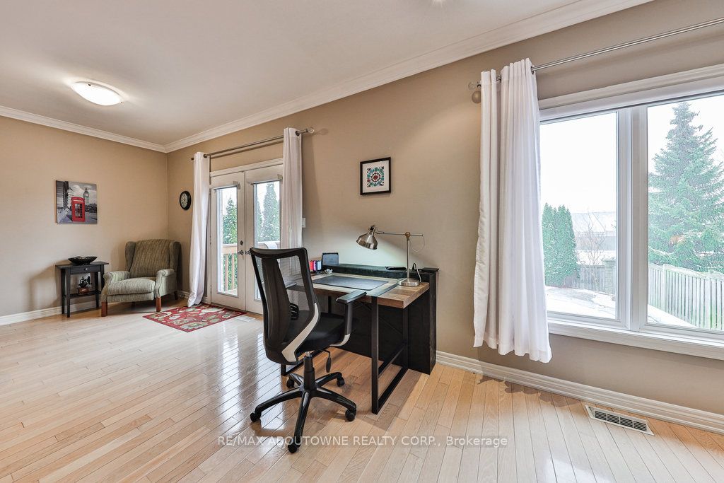 104 Garth Trails Cres Property Photo 10