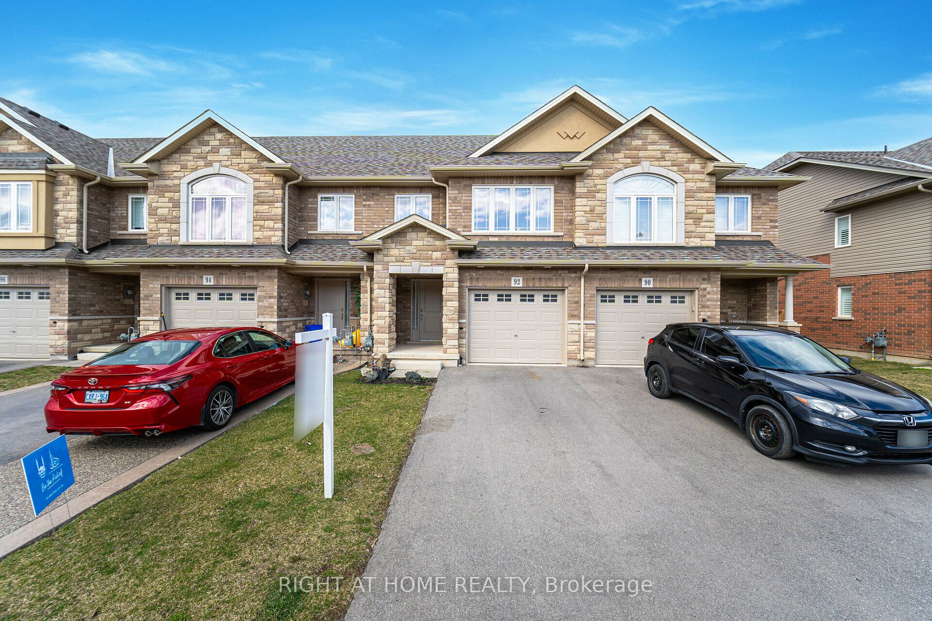 92 Cittadella Blvd Property Photo