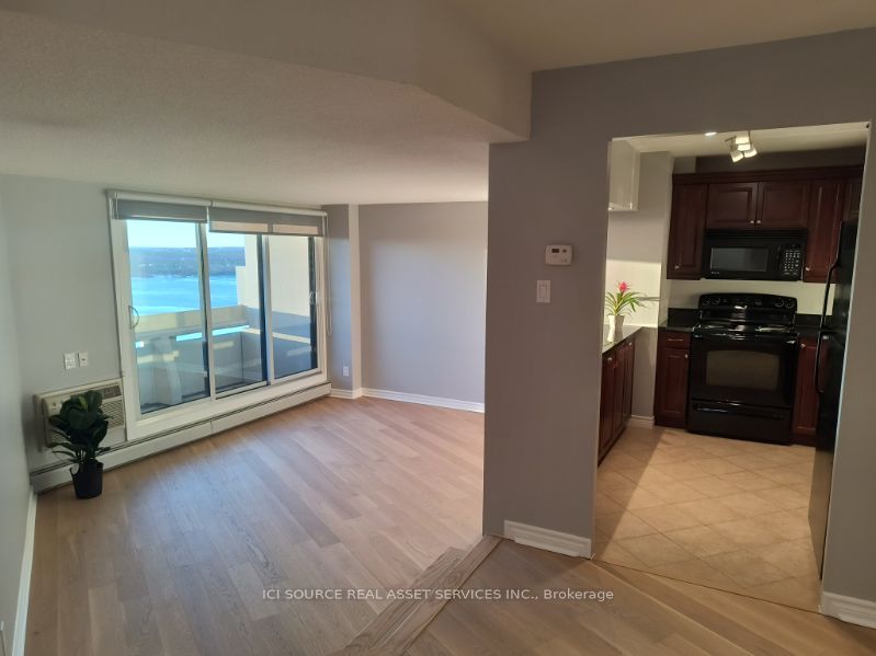 1171 Ambleside Dr Property Photo