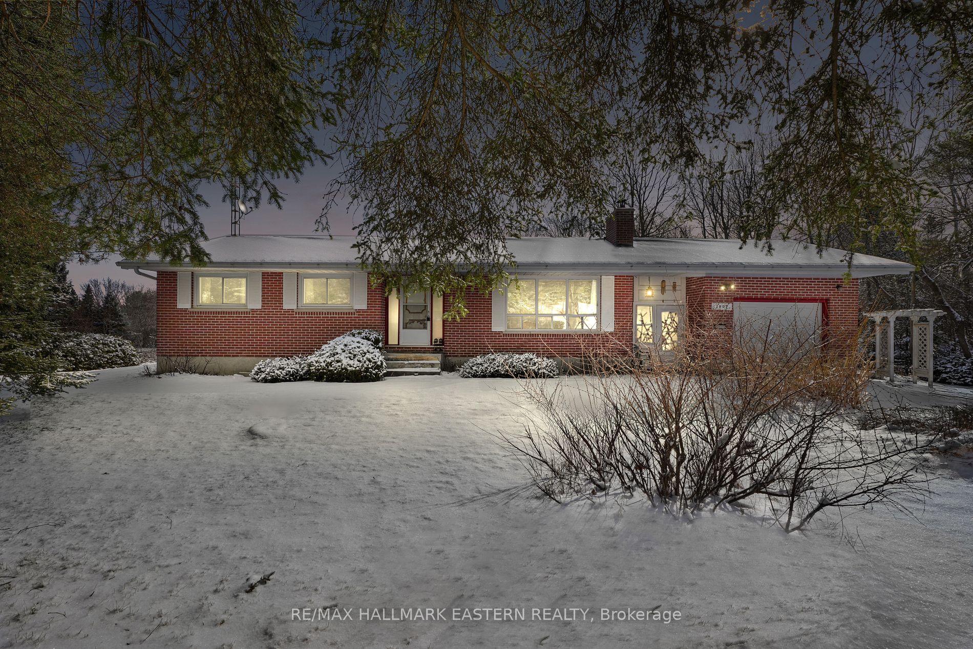 1807 County Road 2 Property Photo 2