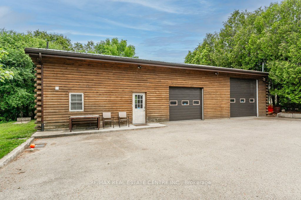 6954 Fife Rd Property Photo 4