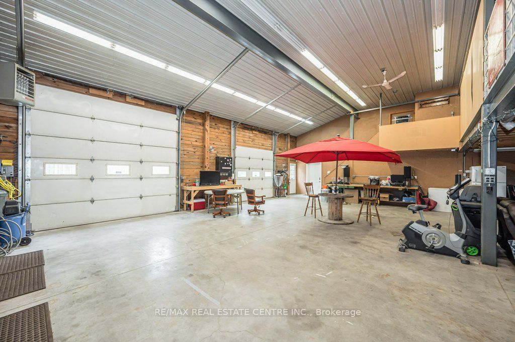6954 Fife Rd Property Photo 5